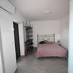 Apartmaji Lejardin Lejlighed Škofljica