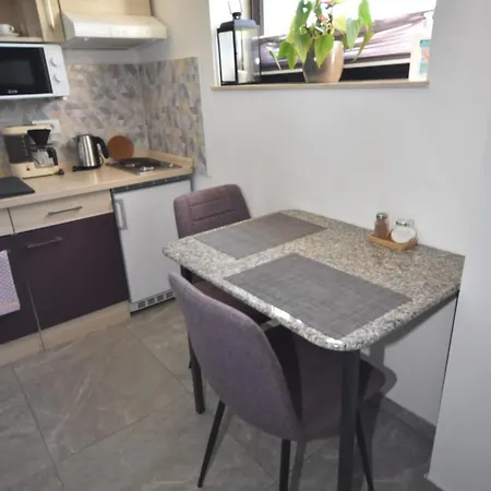 Apartmaji Lejardin *