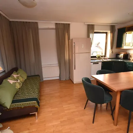 Apartmaji Lejardin *