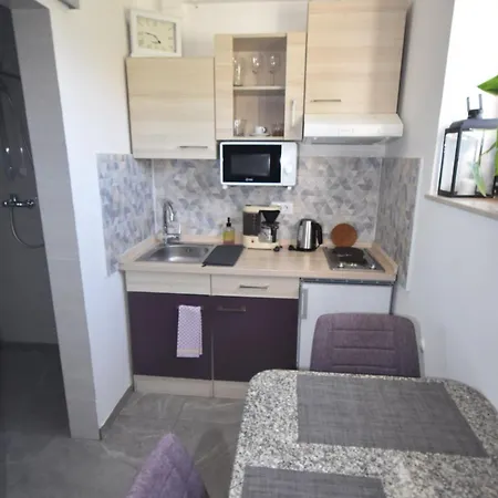 Apartmaji Lejardin Apartment *