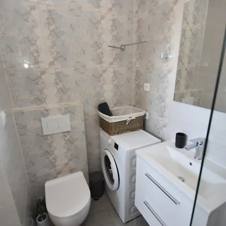 Apartment Apartmaji Lejardin *