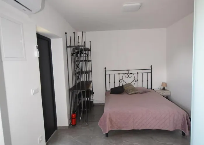 Apartmaji Lejardin Appartement Škofljica