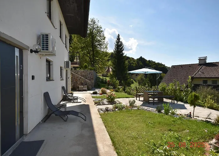 Apartmaji Lejardin * Škofljica