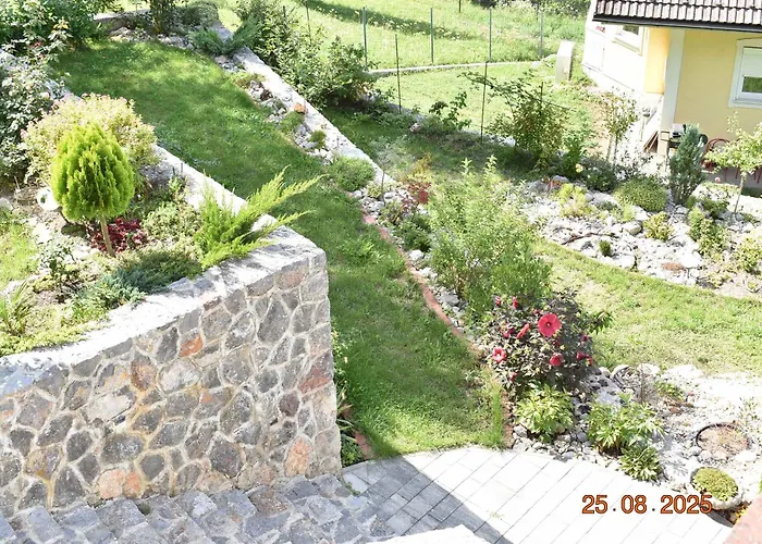 Apartmaji Lejardin Apartamento