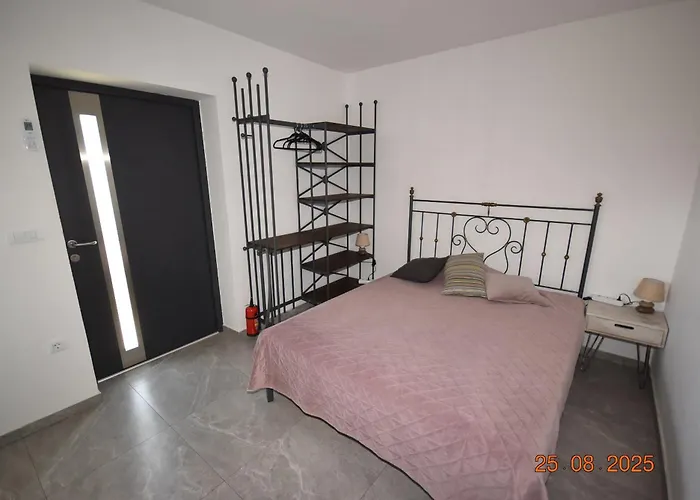 Apartmaji Lejardin Apartamento *