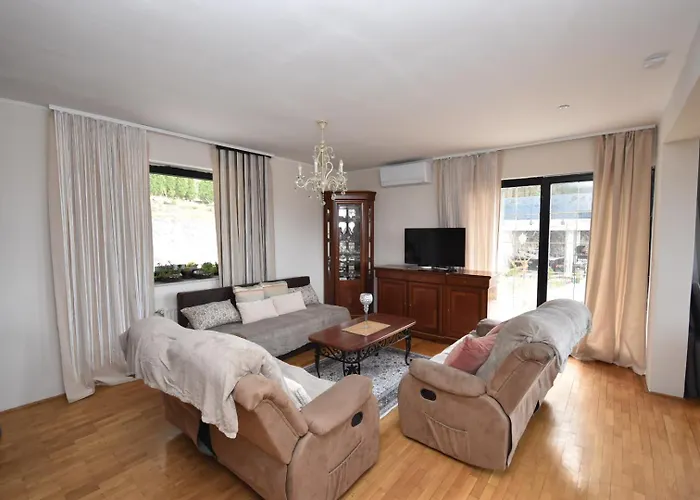 Apartmaji Lejardin Apartamento *